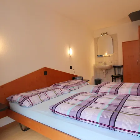 Ferienhaus-apartment Golf סאס פה