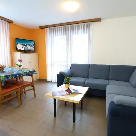 Ferienhaus-apartment Golf דירה